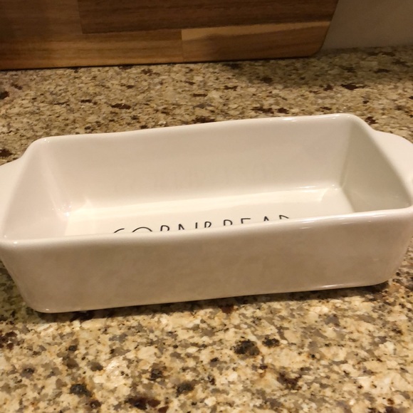 Rae Dunn Cornbread pan NWT - Picture 2 of 3